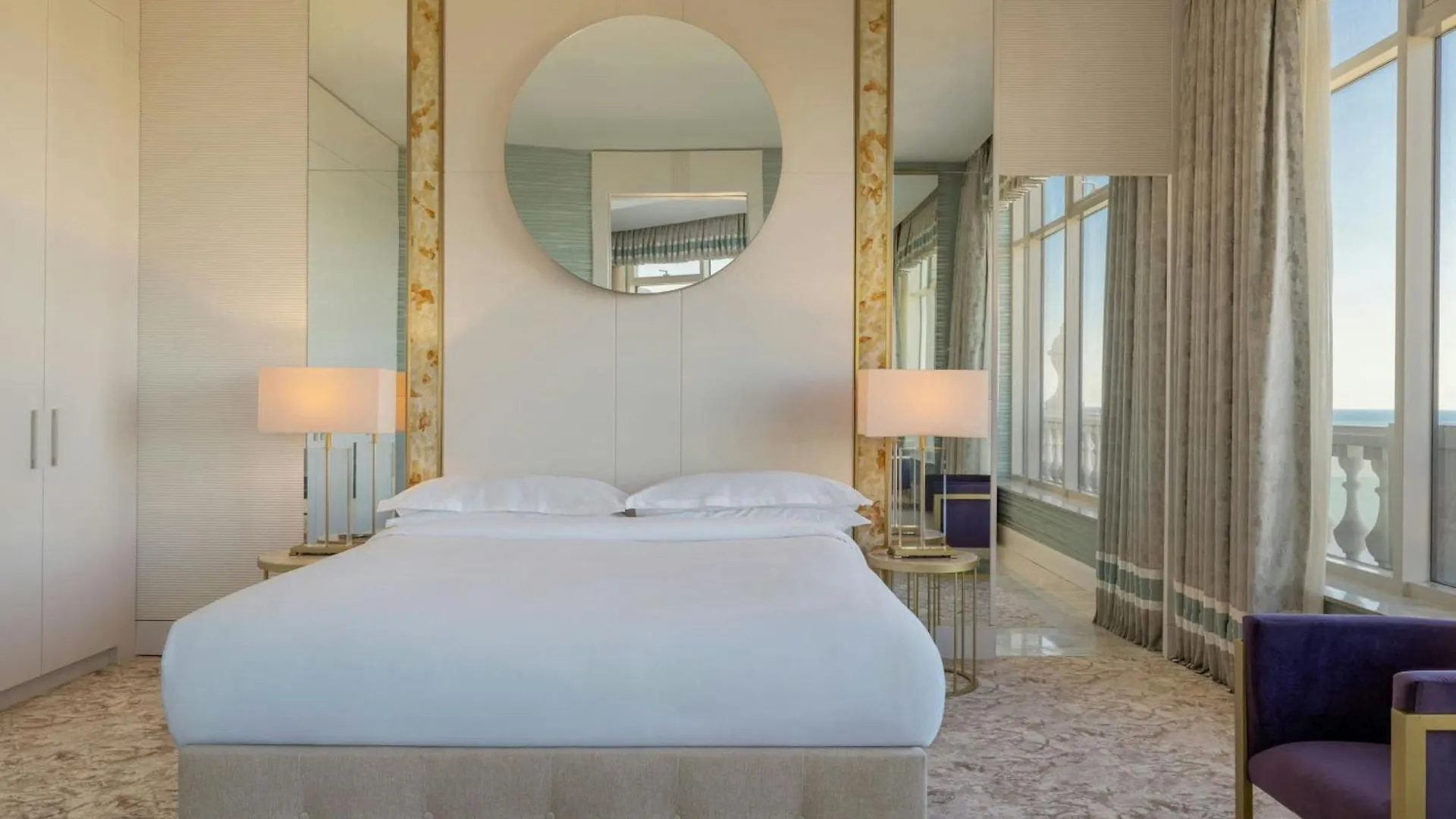 Sheraton Batumi Hotel Georgien